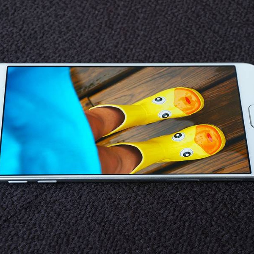 Ini Dia Penampakan Dari Dekat Samsung Galaxy A8 (SM-A800S) !