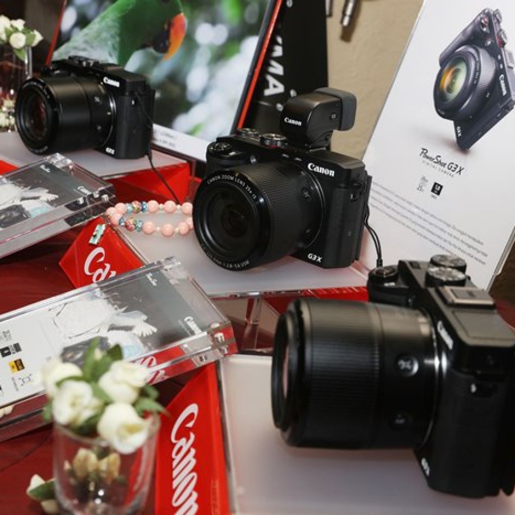 Canon PowerShot G3 X : Premium Ultra High Zoom Camera