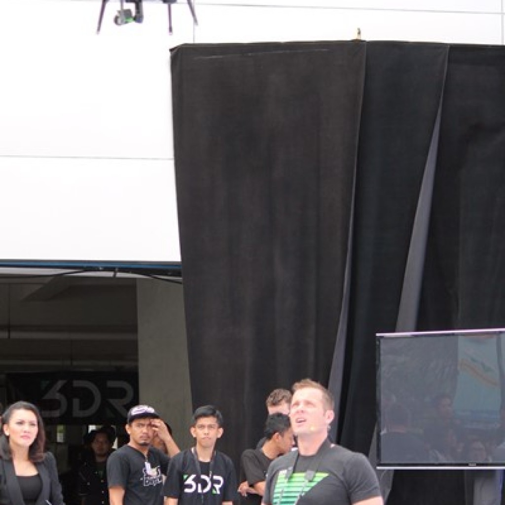 3DRobotics dan Halo Robotics Meluncurkan Solo Smart Drone di Jakarta : Drone yang Paling Mudah Diterbangkan di Indonesia